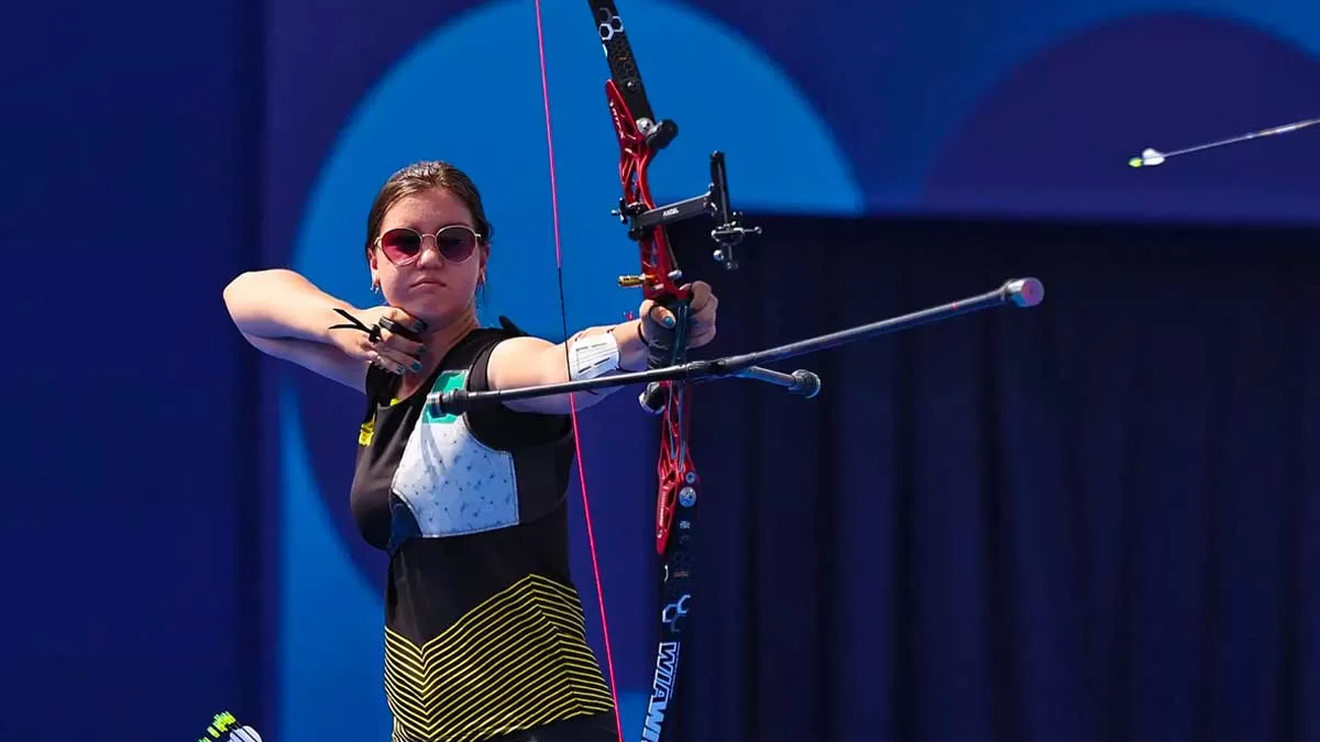 Ana Luiza Caetano avança às oitavas no Tiro com Arco em Paris