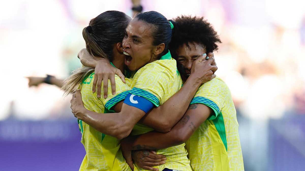 Seleção Brasileira de Futebol Feminino estreia com vitória