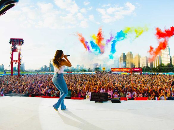 Ivete Sangalo estreia turnê de Samba“Ivete Clareou” em São Paulo