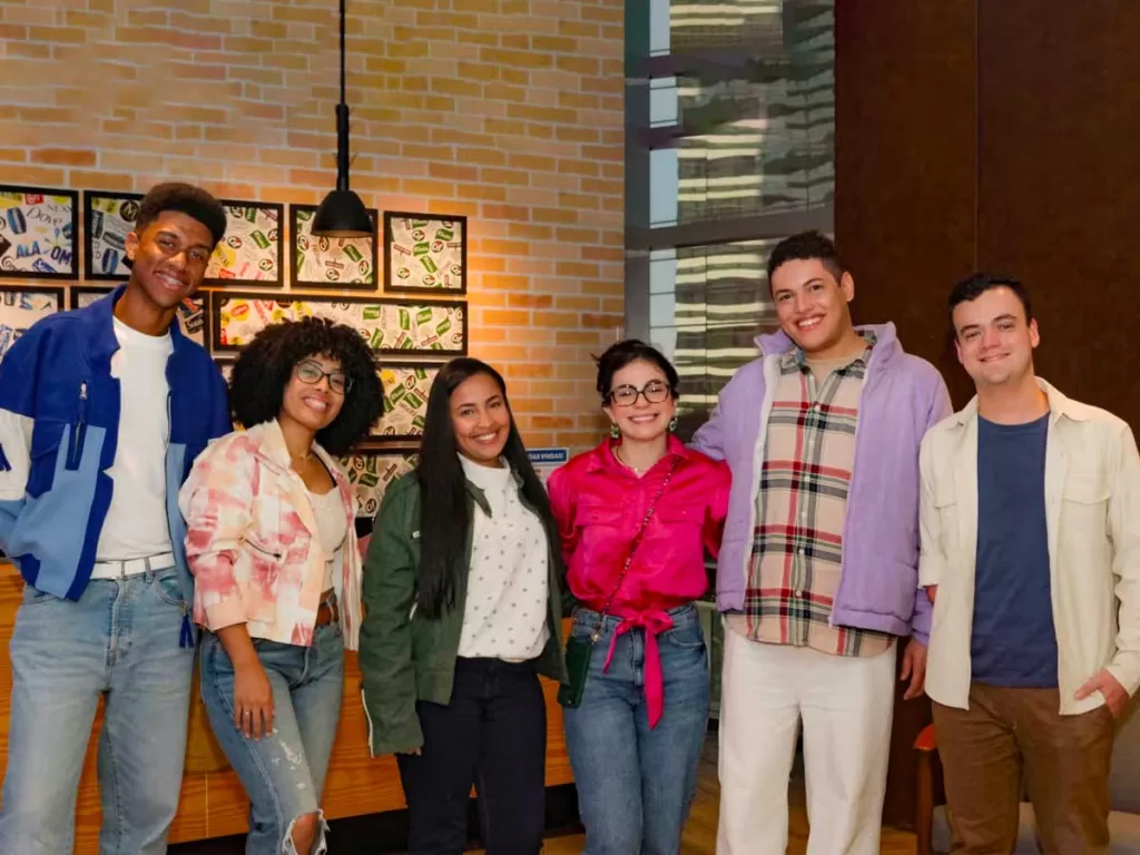 Unilever abre vagas de estágio com foco em talentos negros e PcD